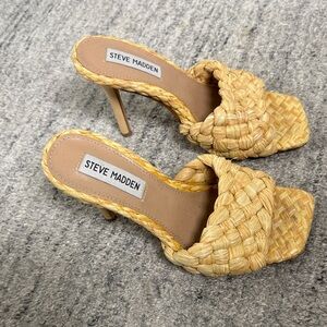 Steve Madden Women's Yellow Woven Heels